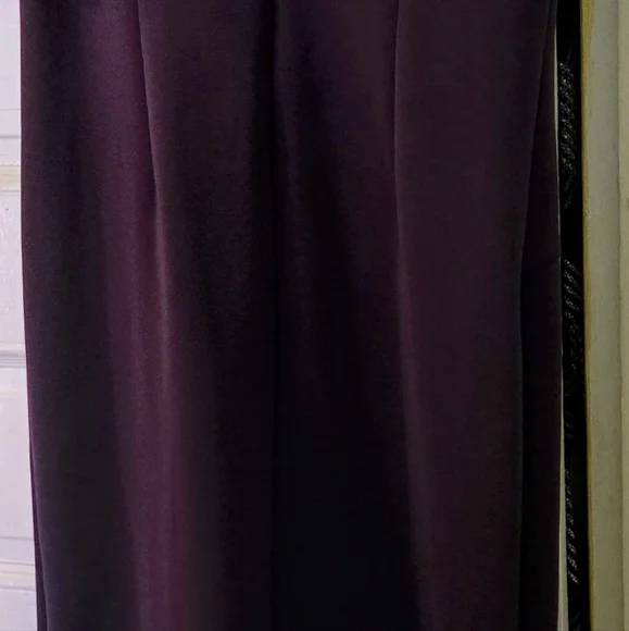 Formal, plum, NWT, Jessica Howard gown - Picture 3 of 6
